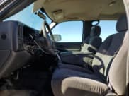 ✅ 2006 Chevrolet Silverado 2500HD Work Truck • VIN: 1GCHC23D46F266597 • Лот: 82920434. Опубликован ранее на Copart с пробегом 100 847 миль. Бесплатный доступ к архиву аукционных продаж из США и подробный отчёт об истории автомобиля на DreamBid. Изображение 7.