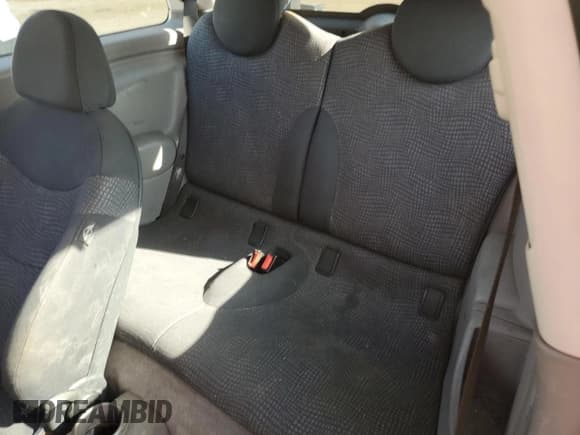 ✅ 2002 MINI Hardtop • VIN: WMWRC33452TC38393 • Лот: 51518205. Опубликован ранее на Copart с пробегом 94 609 миль. Бесплатный доступ к архиву аукционных продаж из США и подробный отчёт об истории автомобиля на DreamBid. Изображение 10.