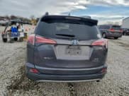 ✅ 2017 Toyota RAV4 XLE • VIN: JTMRJREV8HD142470 • Лот: 94296495. Опубликован ранее на Copart с пробегом 133 798 миль. Бесплатный доступ к архиву аукционных продаж из США и подробный отчёт об истории автомобиля на DreamBid. Изображение 6.