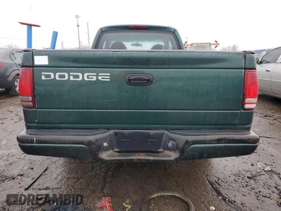 ✅ 1999 Dodge Dakota SLT • VIN: 1B7GL22X3XS146094 • Lot: 87351634. Wystawiony na Copart z przebiegiem 217 681 mil. Bezpłatny archiwum sprzedaży aukcyjnych z USA i szczegółowy raport historii pojazdu na DreamBid. Zdjęcie 6.