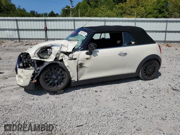 ✅ 2017 MINI Convertible Cooper S • VIN: WMWWG9C53H3C22656 • Lot: 70481284. Listed on Copart with 71,612 mi. Free auction sales archive from the USA and detailed vehicle history report at DreamBid. Image 1.