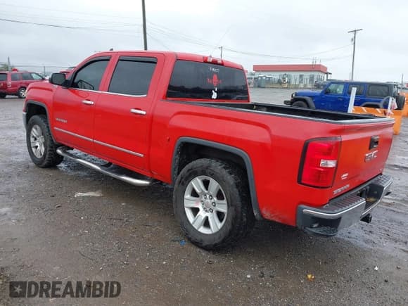 ✅ 2015 GMC Sierra 1500 SLT • VIN: 3GTU2VEC3FG390902 • Lot: 43550181. Listed on IAAI with 230,720 mi. Free auction sales archive from the USA and detailed vehicle history report at DreamBid. Image 3.