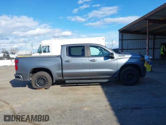 ✅ 2020 Chevrolet Silverado 1500 RST • VIN: 3GCUYEET7LG374874 • Lot: 41751044. Listed on IAAI with 108,814 mi. Free auction sales archive from the USA and detailed vehicle history report at DreamBid. Image 13.