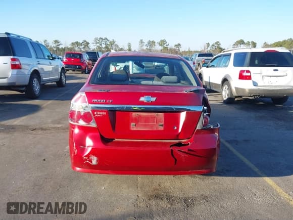 ✅ 2008 Chevrolet Aveo LT • VIN: KL1TG56668B064083 • Lot: 41357792. Wystawiony na IAAI z przebiegiem 140 015 mil. Bezpłatny archiwum sprzedaży aukcyjnych z USA i szczegółowy raport historii pojazdu na DreamBid. Zdjęcie 17.
