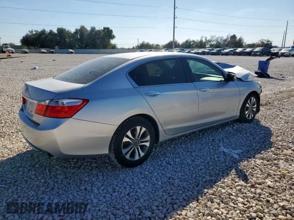 ✅ 2013 Honda Accord LX • VIN: 1HGCR2F32DA073078 • Лот: 92433275. Опубликован ранее на Copart с пробегом Не указан. Бесплатный доступ к архиву аукционных продаж из США и подробный отчёт об истории автомобиля на DreamBid. Изображение 3.