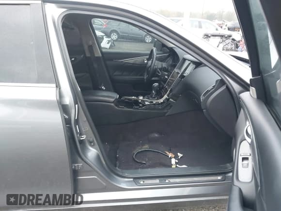 ✅ 2017 Infiniti Q50 Premium • VIN: JN1EV7AP2HM732438 • Lot: 43392000. Listed on IAAI with 72,988 mi. Free auction sales archive from the USA and detailed vehicle history report at DreamBid. Image 5.