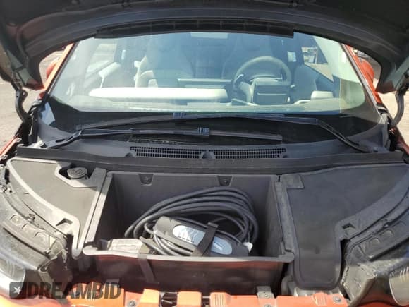 ✅ 2014 BMW i3 • VIN: WBY1Z2C5XEV285005 • Lot: 68137805. Listed on Copart with 50,369 mi. Free auction sales archive from the USA and detailed vehicle history report at DreamBid. Image 11.