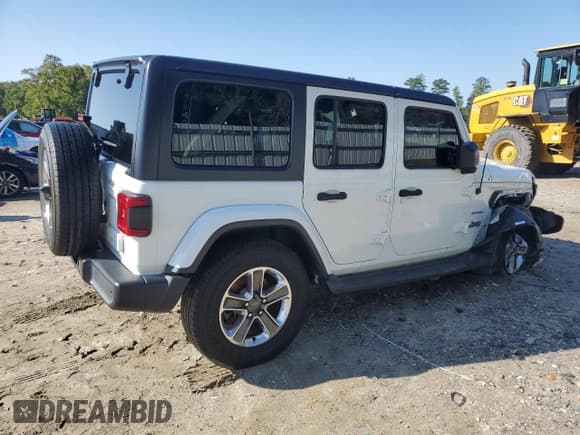 ✅ 2018 Jeep Wrangler Unlimited Sahara • VIN: 1C4HJXEN8JW222703 • Lot: 81207885. Wystawiony na Copart z przebiegiem 97 574 mil. Bezpłatny archiwum sprzedaży aukcyjnych z USA i szczegółowy raport historii pojazdu na DreamBid. Zdjęcie 3.