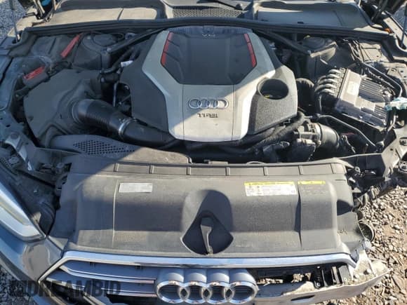 ✅ 2018 Audi S5 Premium Plus • VIN: WAUY4GF59JN009025 • Лот: 46518225. Опубликован ранее на Copart с пробегом 70 377 миль. Бесплатный доступ к архиву аукционных продаж из США и подробный отчёт об истории автомобиля на DreamBid. Изображение 11.