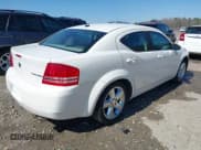 ✅ 2009 Dodge Avenger SE • VIN: 1B3LC46B59N509541 • Lot: 41710027. Wystawiony na IAAI z przebiegiem 151 209 mil. Bezpłatny archiwum sprzedaży aukcyjnych z USA i szczegółowy raport historii pojazdu na DreamBid. Zdjęcie 4.