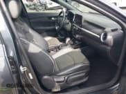 ✅ 2023 Kia Forte GT-Line • VIN: 3KPF54AD0PE550207 • Lot: 43009063. Wystawiony na IAAI z przebiegiem 25 491 mil. Bezpłatny archiwum sprzedaży aukcyjnych z USA i szczegółowy raport historii pojazdu na DreamBid. Zdjęcie 5.