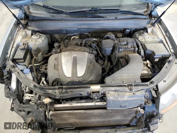 ✅ 2010 Hyundai Santa Fe Limited • VIN: 5NMSK4AG7AH367680 • Lot: 82859194. Listed on Copart with 138,676 mi. Free auction sales archive from the USA and detailed vehicle history report at DreamBid. Image 12.