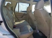 ✅ 2011 Land Rover LR2 HSE • VIN: SALFR2BNXBH275912 • Lot: 81771855. Wystawiony na Copart z przebiegiem 260 617 mil. Bezpłatny archiwum sprzedaży aukcyjnych z USA i szczegółowy raport historii pojazdu na DreamBid. Zdjęcie 11.