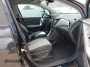 ✅ 2022 Chevrolet Trax LS • VIN: KL7CJKSM6NB527586 • Lot: 42567956. Listed on IAAI with 46,788 mi. Free auction sales archive from the USA and detailed vehicle history report at DreamBid. Image 5.