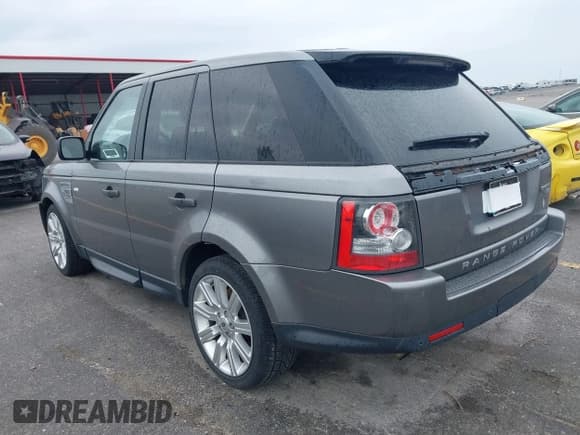 ✅ 2010 Land Rover Range Rover Sport HSE • VIN: SALSF2D47AA234351 • Lot: 42340774. Listed on IAAI with 109,747 mi. Free auction sales archive from the USA and detailed vehicle history report at DreamBid. Image 3.