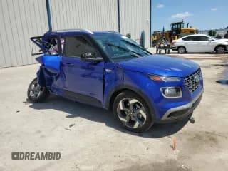 ✅ 2024 Hyundai Venue SEL • VIN: KMHRC8A35RU327842 • Lot: 51712275. Listed on Copart with 8,865 mi. Free auction sales archive from the USA and detailed vehicle history report at DreamBid. Image 4.