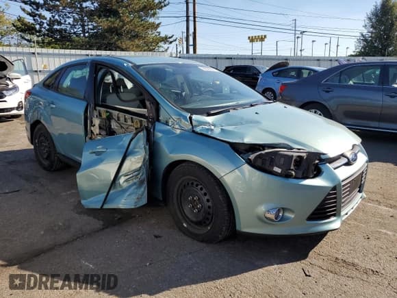 ✅ 2012 Ford Focus SE • VIN: 1FAHP3F24CL118831 • Lot: 86526825. Listed on Copart with 79,241 mi. Free auction sales archive from the USA and detailed vehicle history report at DreamBid. Image 4.