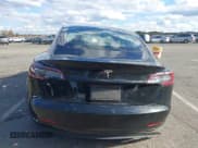 ✅ 2020 Tesla Model 3 Standard Range Plus • VIN: 5YJ3E1EA2LF633689 • Lot: 43514531. Wystawiony na IAAI z przebiegiem 46 690 mil. Bezpłatny archiwum sprzedaży aukcyjnych z USA i szczegółowy raport historii pojazdu na DreamBid. Zdjęcie 16.