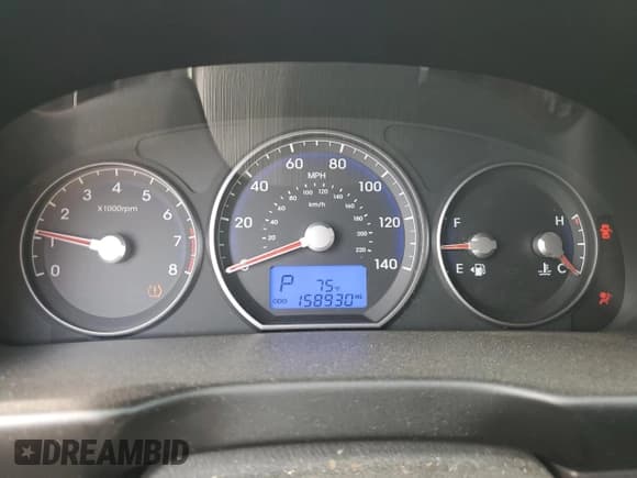 ✅ 2010 Hyundai Santa Fe SE • VIN: 5NMSH4AG7AH360999 • Lot: 41361534. Listed on Copart with 158,930 mi. Free auction sales archive from the USA and detailed vehicle history report at DreamBid. Image 9.