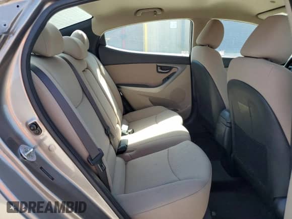 2014 Hyundai Elantra SE с VIN 5NPDH4AE0EH539806, выставлен на аукционе Copart как лот 82485025 с пробегом 89 018 миль миль и Списание • Salvage title. История ставок и продаж доступна на DreamBid. Изображение 10.