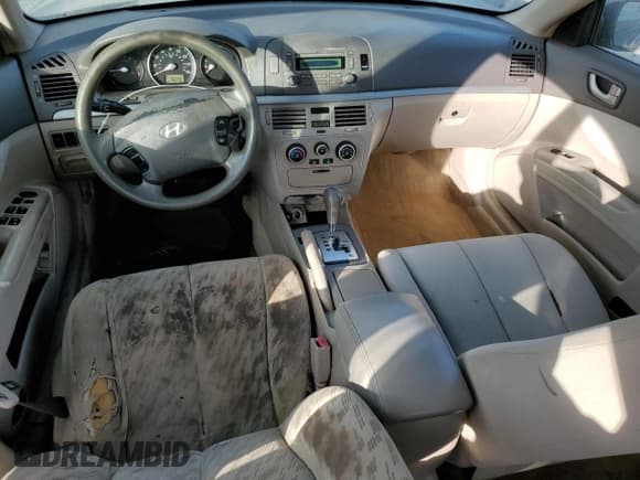 ✅ 2008 Hyundai Sonata GLS • VIN: 5NPET46C18H368207 • Лот: 79012294. Опубликован ранее на Copart с пробегом 177 145 миль. Бесплатный доступ к архиву аукционных продаж из США и подробный отчёт об истории автомобиля на DreamBid. Изображение 8.