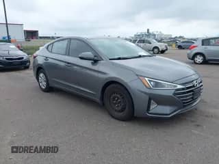 2020 Hyundai Elantra SE z VIN 5NPD74LF8LH526923, wystawiony jako IAAI lot #42728002 z przebiegiem 79 000 mil mil oraz . Historia ofert i sprzedaży dostępna na DreamBid. Obrazek 1.