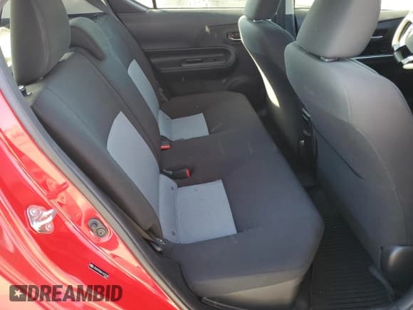 ✅ 2019 Toyota Prius L • VIN: JTDKDTB36K1623738 • Лот: 89408445. Опубликован ранее на Copart с пробегом 84 864 миль. Бесплатный доступ к архиву аукционных продаж из США и подробный отчёт об истории автомобиля на DreamBid. Изображение 10.