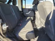 ✅ 2016 Jeep Wrangler Unlimited 75th Anniversary • VIN: 1C4BJWEG8GL175166 • Lot: 90050735. Wystawiony na Copart z przebiegiem 129 104 mil. Bezpłatny archiwum sprzedaży aukcyjnych z USA i szczegółowy raport historii pojazdu na DreamBid. Zdjęcie 11.