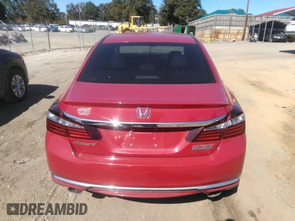 ✅ 2017 Honda Accord Sport SE • VIN: 1HGCR2F12HA109274 • Lot: 43448709. Listed on IAAI with Not provided. Free auction sales archive from the USA and detailed vehicle history report at DreamBid. Image 15.