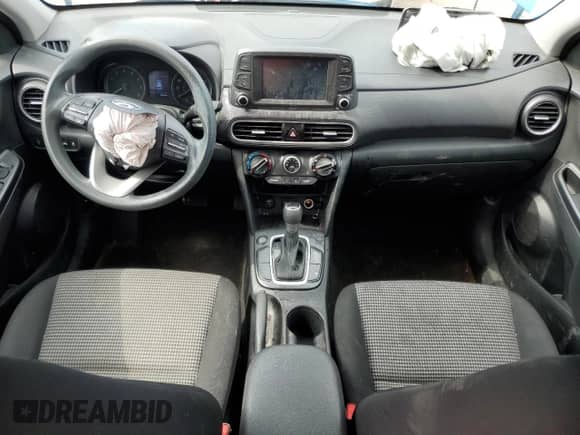 ✅ 2019 Hyundai Kona SE • VIN: KM8K12AA6KU261388 • Lot: 51634573. Listed on Copart with 85,343 mi miles. Access the free auction sales archive from the USA and view a detailed vehicle history report at DreamBid. Image 8.