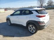 ✅ 2022 Hyundai Kona SEL • VIN: KM8K6CAB2NU901102 • Лот: 44586164. Опубликован ранее на Copart с пробегом 25 898 миль. Бесплатный доступ к архиву аукционных продаж из США и подробный отчёт об истории автомобиля на DreamBid. Изображение 2.