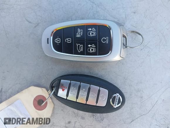 ✅ 2023 Hyundai Santa Fe Calligraphy • VIN: 5NMS54AL9PH627476 • Lot: 41857518. Listed on IAAI with 39,862 mi. Free auction sales archive from the USA and detailed vehicle history report at DreamBid. Image 11.