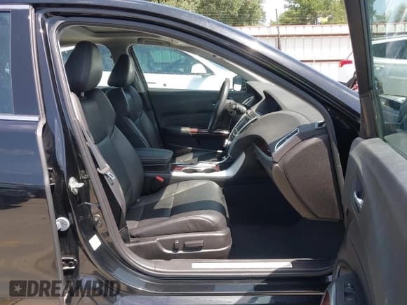 ✅ 2017 Acura TLX V6 w/Technology Pkg • VIN: 19UUB2F56HA002241 • Лот: 42528493. Опубликован ранее на IAAI с пробегом 67 304 миль. Бесплатный доступ к архиву аукционных продаж из США и подробный отчёт об истории автомобиля на DreamBid. Изображение 5.