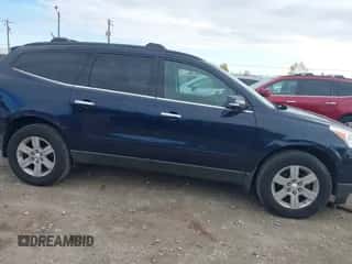 2011 Chevrolet Traverse 1LT z VIN 1GNKVGEDXBJ180381, wystawiony jako IAAI lot #43579864 z przebiegiem 137 622 mil mil oraz . Historia ofert i sprzedaży dostępna na DreamBid. Obrazek 6.