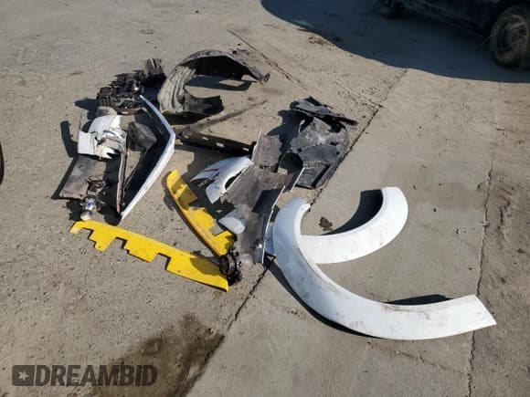 ✅ 2022 Dodge Challenger SRT Super Stock • VIN: 2C3CDZL96NH178311 • Лот: 55630635. Опубликован ранее на Copart с пробегом 6 988 миль. Бесплатный доступ к архиву аукционных продаж из США и подробный отчёт об истории автомобиля на DreamBid. Изображение 12.