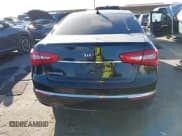 ✅ 2016 Kia Cadenza Premium • VIN: KNALN4D78G5212619 • Lot: 43642729. Wystawiony na IAAI z przebiegiem 61 882 mil. Bezpłatny archiwum sprzedaży aukcyjnych z USA i szczegółowy raport historii pojazdu na DreamBid. Zdjęcie 16.