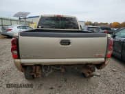 ✅ 2006 Chevrolet Silverado 2500HD Work Truck • VIN: 1GCHK29U76E173234 • Lot: 78098314. Wystawiony na Copart z przebiegiem 107 937 mil. Bezpłatny archiwum sprzedaży aukcyjnych z USA i szczegółowy raport historii pojazdu na DreamBid. Zdjęcie 6.