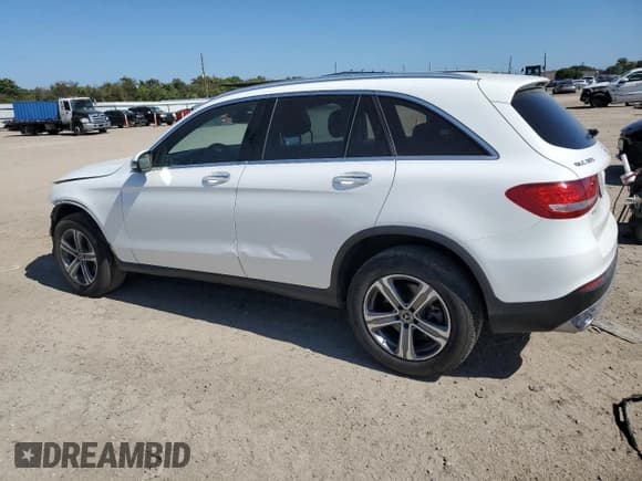 ✅ 2018 Mercedes-Benz GLC 300 • VIN: WDC0G4JB3JV047508 • Lot: 87063055. Wystawiony na Copart z przebiegiem 82 691 mil. Bezpłatny archiwum sprzedaży aukcyjnych z USA i szczegółowy raport historii pojazdu na DreamBid. Zdjęcie 2.