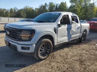✅ 2024 Ford F-150 XLT • VIN: 1FTFW3L82RFA37301 • Lot: 70450545. Wystawiony na Copart z przebiegiem Nie podano. Bezpłatny archiwum sprzedaży aukcyjnych z USA i szczegółowy raport historii pojazdu na DreamBid. Zdjęcie 1.