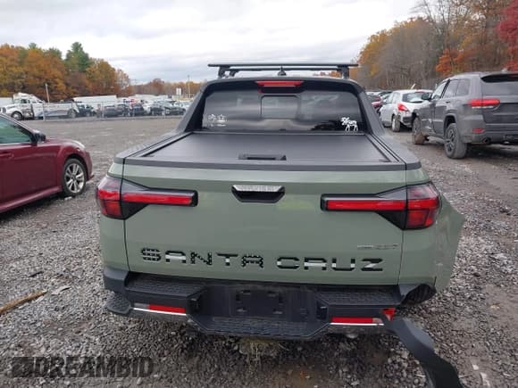 ✅ 2024 Hyundai Santa Cruz Limited • VIN: 5NTJEDAF7RH082116 • Лот: 43590971. Опубликован ранее на IAAI с пробегом 14 443 миль. Бесплатный доступ к архиву аукционных продаж из США и подробный отчёт об истории автомобиля на DreamBid. Изображение 16.