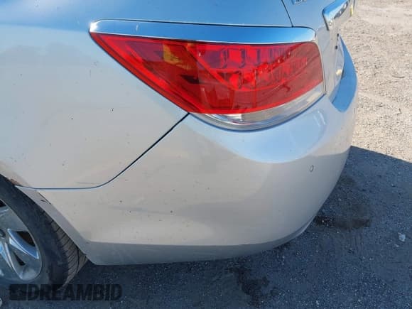 ✅ 2012 Buick LaCrosse Premium 1 • VIN: 1G4GD5E3XCF122042 • Лот: 43071789. Опубликован ранее на IAAI с пробегом 202 734 миль. Бесплатный доступ к архиву аукционных продаж из США и подробный отчёт об истории автомобиля на DreamBid. Изображение 15.