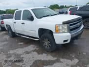 ✅ 2007 Chevrolet Silverado 1500 1LT • VIN: 2GCEC13J971531770 • Lot: 42486035. Wystawiony na IAAI z przebiegiem 401 722 mil. Bezpłatny archiwum sprzedaży aukcyjnych z USA i szczegółowy raport historii pojazdu na DreamBid. Zdjęcie 1.