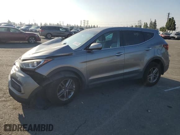✅ 2018 Hyundai Santa Fe 2.4L • VIN: 5XYZT3LB5JG545054 • Lot: 91289535. Listed on Copart with 75,555 mi. Free auction sales archive from the USA and detailed vehicle history report at DreamBid. Image 1.