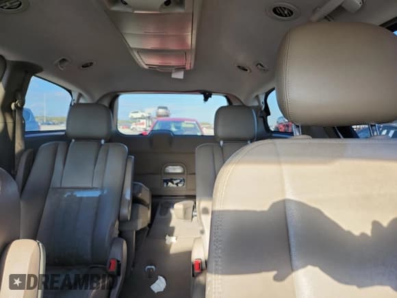 ✅ 2014 Chrysler Town & Country Touring • VIN: 2C4RC1BG7ER434038 • Lot: 92195705. Wystawiony na Copart z przebiegiem 163 909 mil. Bezpłatny archiwum sprzedaży aukcyjnych z USA i szczegółowy raport historii pojazdu na DreamBid. Zdjęcie 10.