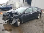 ✅ 2013 Hyundai Sonata Limited • VIN: 5NPEC4AC1DH576069 • Lot: 90722895. Listed on Copart with 141,500 mi. Free auction sales archive from the USA and detailed vehicle history report at DreamBid. Image 1.