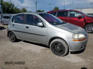 ✅ 2005 Chevrolet Aveo LS • VIN: KL1TD62655B423505 • Lot: 54493615. Wystawiony na Copart z przebiegiem 121 251 mil. Bezpłatny archiwum sprzedaży aukcyjnych z USA i szczegółowy raport historii pojazdu na DreamBid. Zdjęcie 4.