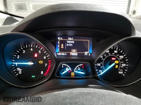 ✅ 2018 Ford Escape SE • VIN: 1FMCU9GD8JUA61908 • Lot: 90301565. Wystawiony na Copart z przebiegiem 126 148 mil. Bezpłatny archiwum sprzedaży aukcyjnych z USA i szczegółowy raport historii pojazdu na DreamBid. Zdjęcie 9.