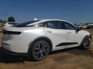 ✅ 2024 Toyota Crown XLE • VIN: JTDAAAAF8R3029347 • Лот: 74339694. Опубликован ранее на Copart с пробегом 9 370 миль. Бесплатный доступ к архиву аукционных продаж из США и подробный отчёт об истории автомобиля на DreamBid. Изображение 3.