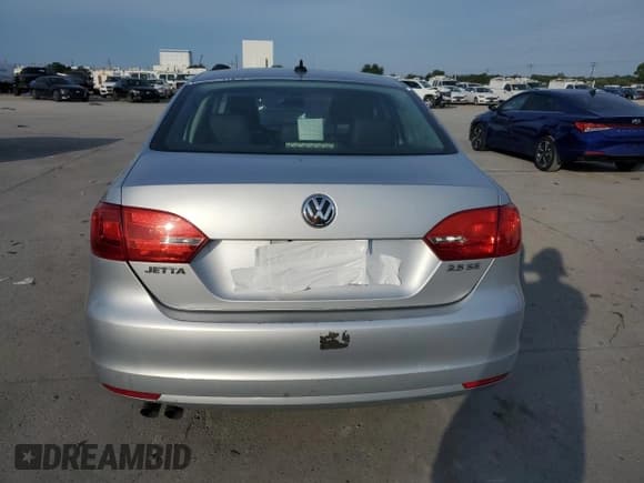 ✅ 2013 Volkswagen Jetta SE • VIN: 3VWDX7AJXDM373351 • Lot: 64972675. Listed on Copart with 172,344 mi. Free auction sales archive from the USA and detailed vehicle history report at DreamBid. Image 6.