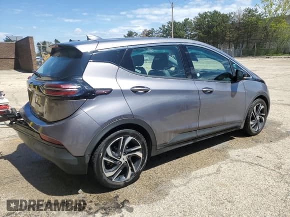 ✅ 2023 Chevrolet Bolt EV 2LT • VIN: 1G1FX6S03P4191947 • Lot: 55965675. Wystawiony na Copart z przebiegiem 28 450 mil. Bezpłatny archiwum sprzedaży aukcyjnych z USA i szczegółowy raport historii pojazdu na DreamBid. Zdjęcie 3.